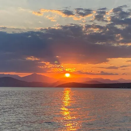 Eudaimonia Wooden Nafplio