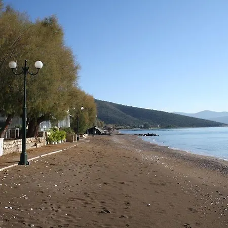 Eudaimonia Wooden Nafplio Κάντια