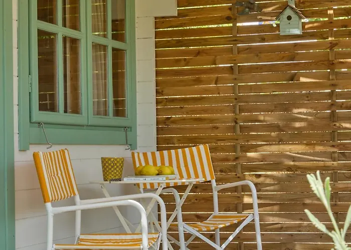 Eudaimonia Wooden Nafplio * كانديا