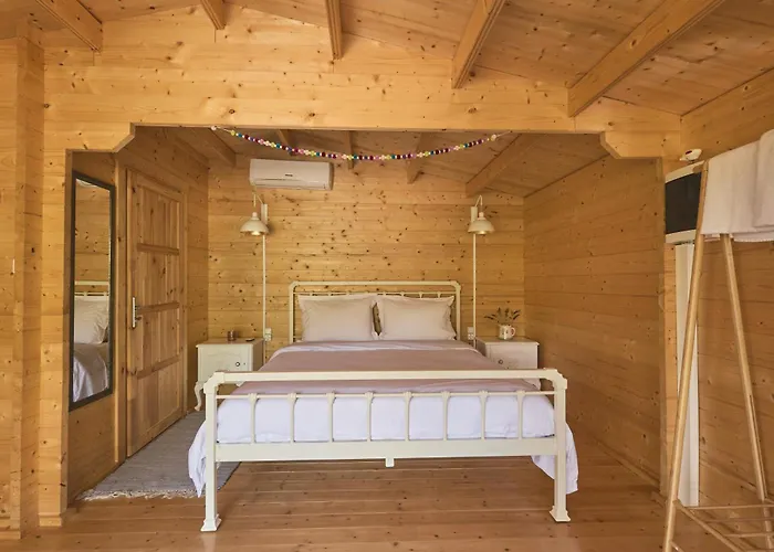 مزرعة للإقامة Eudaimonia Wooden Nafplio