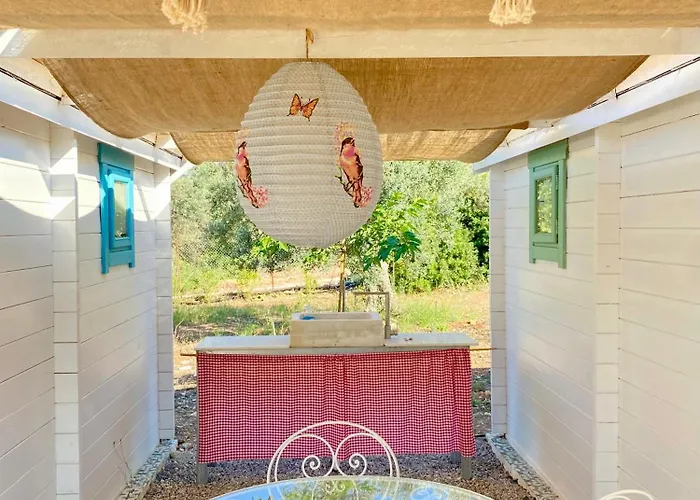 Eudaimonia Wooden Nafplio مزرعة للإقامة *